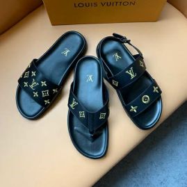 Picture of LV Slippers _SKU384699170912104